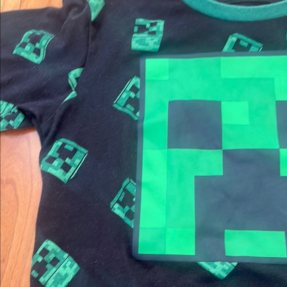 Mojang Studios Minecraft tee 6 - Picture 3 of 5